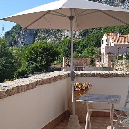 B&B Rubando Le Nuvole Орко-Фельїно Екстер'єр фото